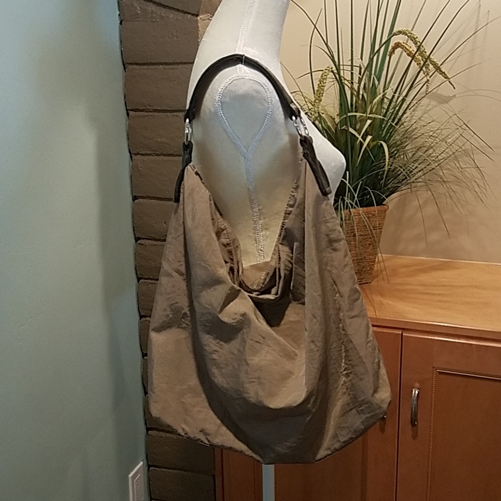 *The Original Hobo Shoulder Bag